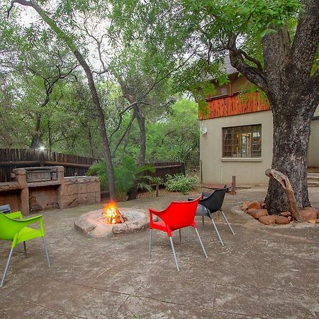 Marloth Kruger Little Manor Villa Marloth Park Exterior photo